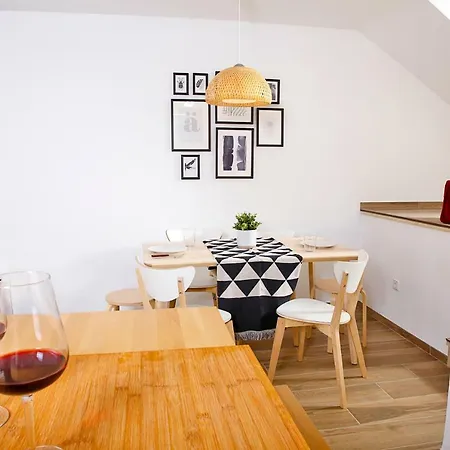 Lighthouse View I Apartament