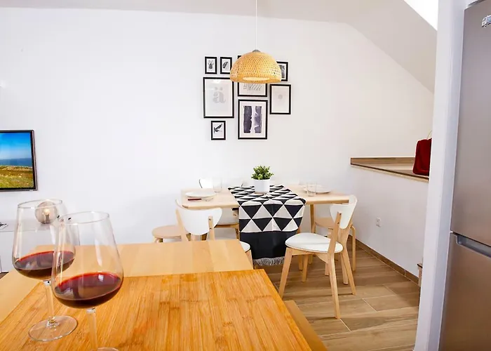 Lighthouse View I 公寓