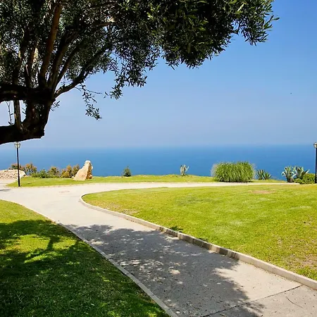 Lighthouse View I
